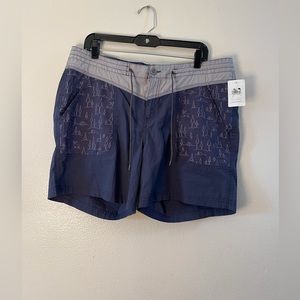 Columbia Womens Blue Navy Shorts Size 16 NWT